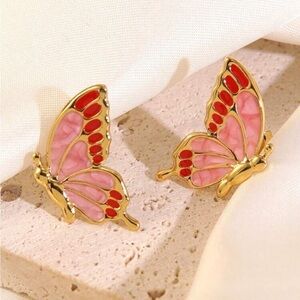 Butterfly Earrings Q984